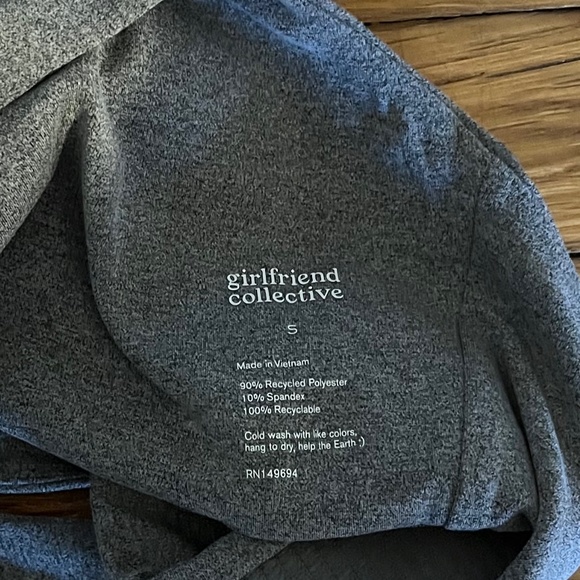 Girlfriend Collective Sports Bra - Picture 2 of 2